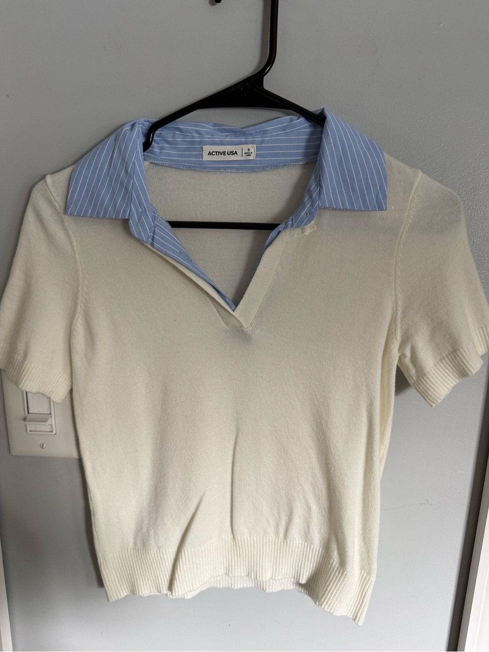 Active USA Collared Top NWOT